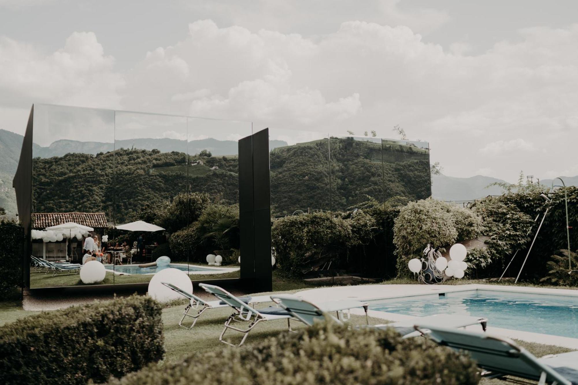 Mirror Houses Bolzano Luaran gambar