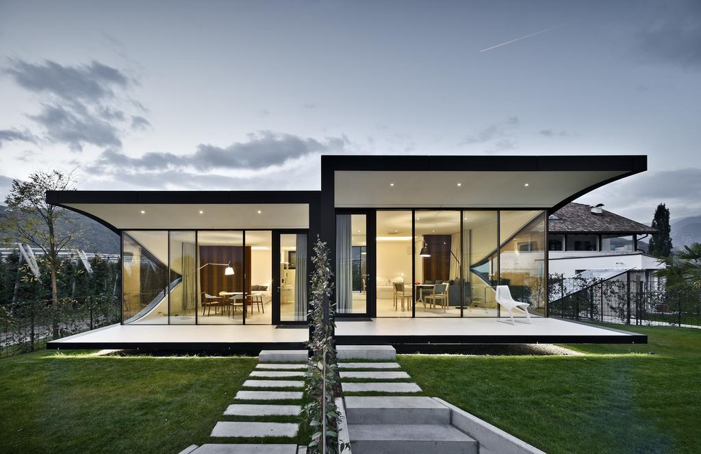Mirror Houses Bolzano Luaran gambar